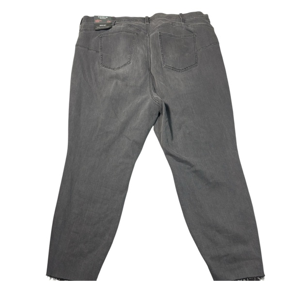 Torrid Bombshell Skinny Jeans Super Soft High Rise Size 24W Gray Wash NWT - Picture 2 of 12